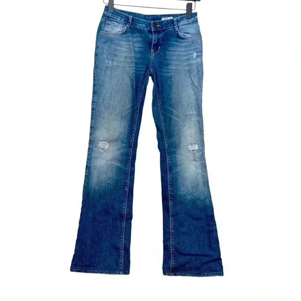 Zara Woman Premium Denim boot cut, low rise, distressed jeans 30 x 31